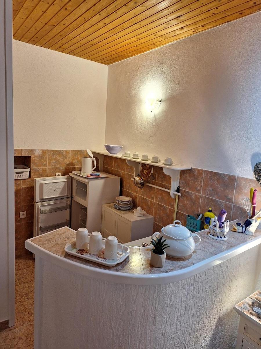 Studio Apartman Podgora Luaran gambar
